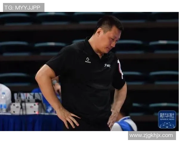 张伟的篮球人生：从街头少年到职业球员的深度对话与成长故事