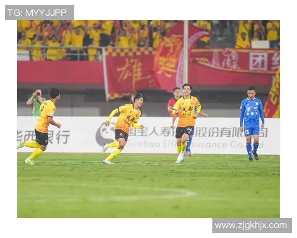 成都足球队在城市联赛中的耐力表现分析与点评 成都足球队在城市联赛中的耐力表现分析与点评